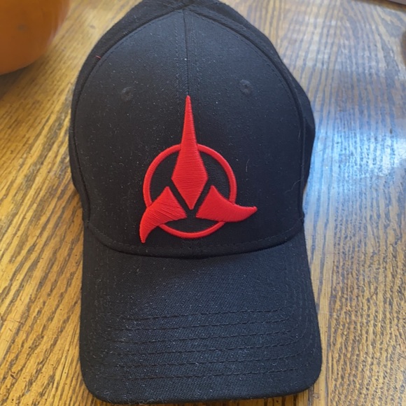 Star Trek hat - Picture 2 of 9